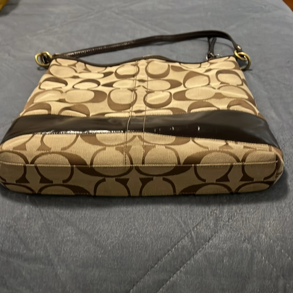 Coach Vintage Cursive Creed Signature canvas large tan brown tote/shoulder bag - Picture 4 of 9